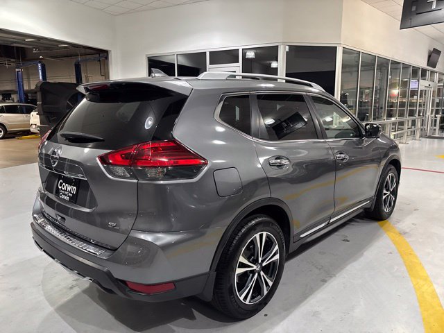 Used 2017 Nissan Rogue SL FWD image 6