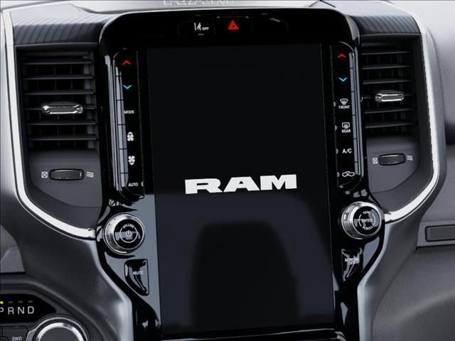 New 2026 RAM 1500 4x4 Crew Cab image 18