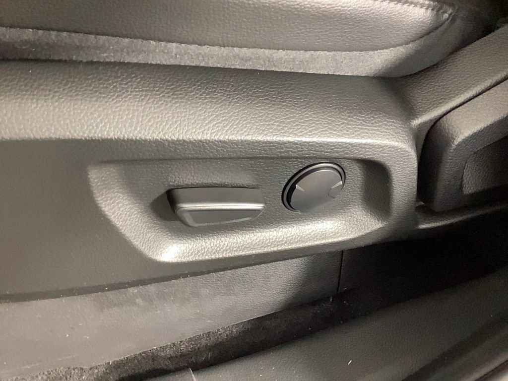 Used 2022 Ford Ranger Lariat w/ Equipment Group 501A High image 17