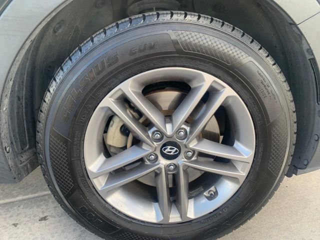 Used 2017 Hyundai Santa Fe Sport image 13