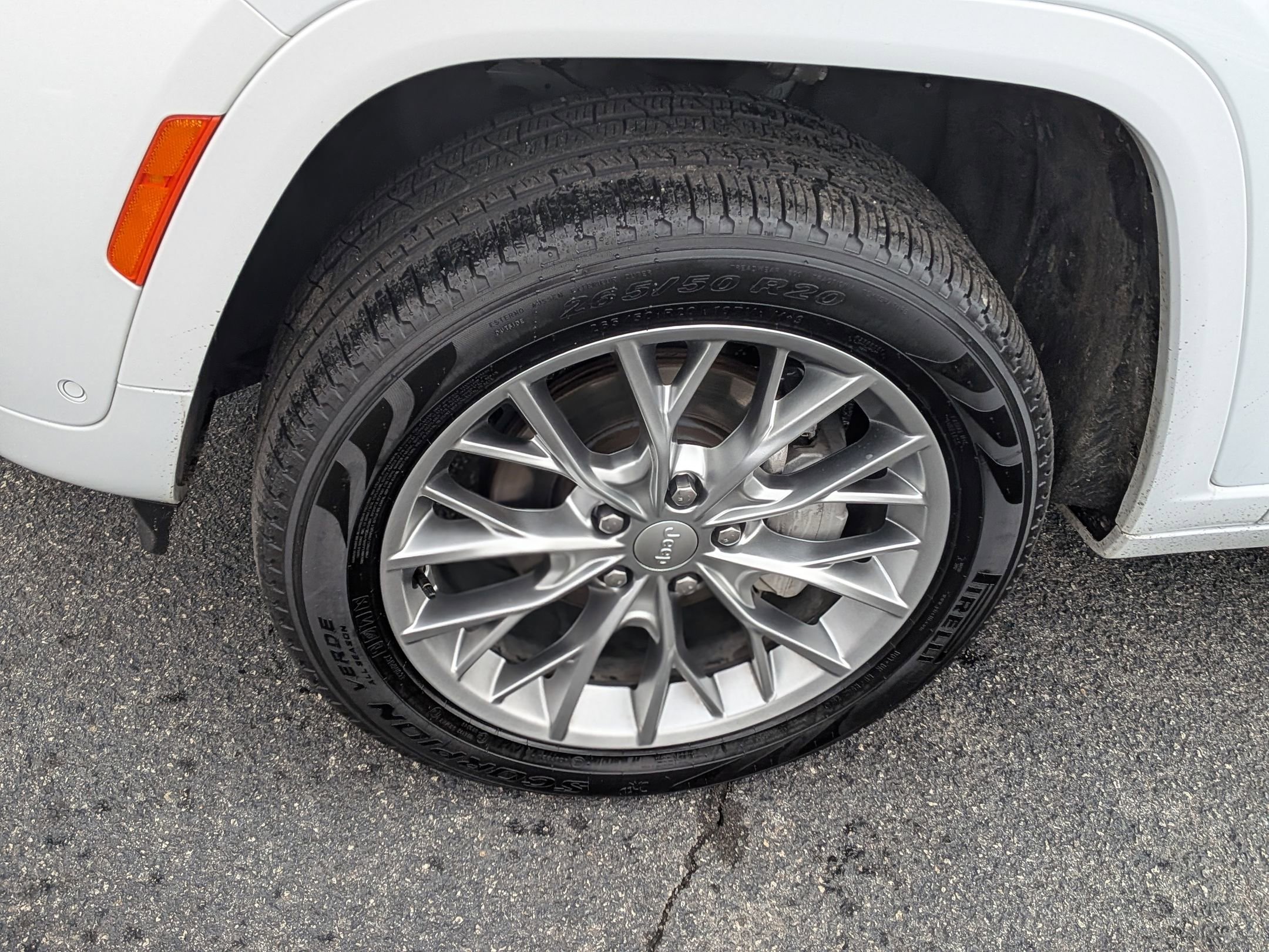 Used 2024 Jeep Grand Cherokee Summit image 12