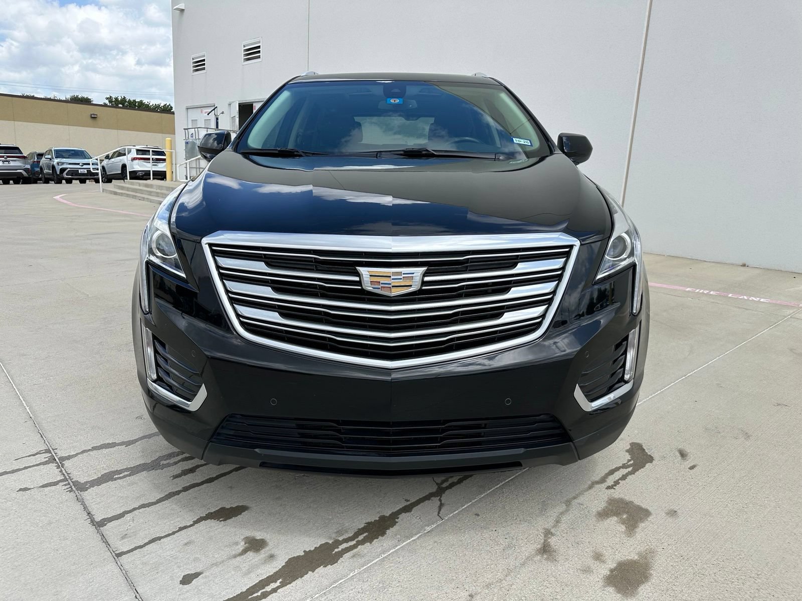 Used 2019 Cadillac XT5 Luxury FWD image 2