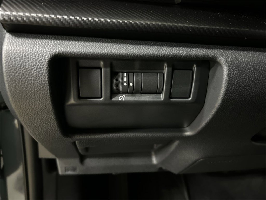 Certified 2025 Subaru Crosstrek 2.0i Premium image 17