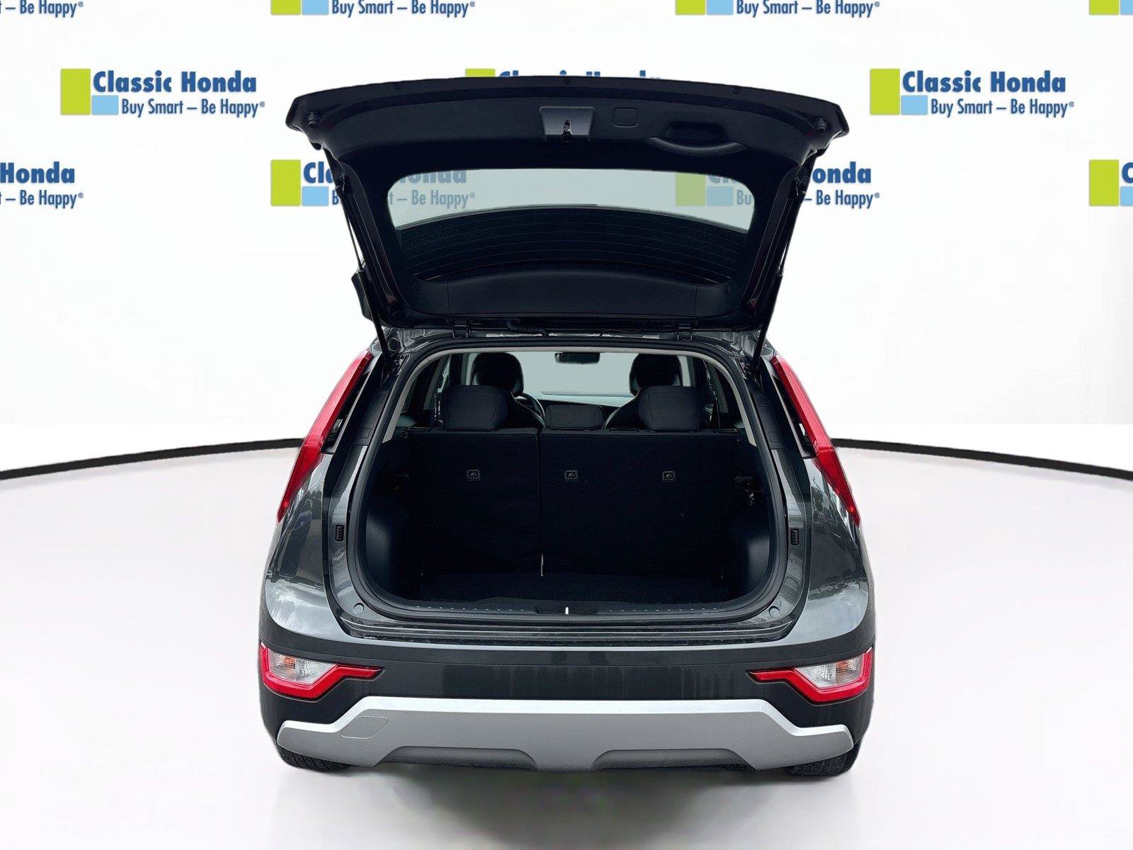 Used 2025 Kia Niro LX FWD image 27