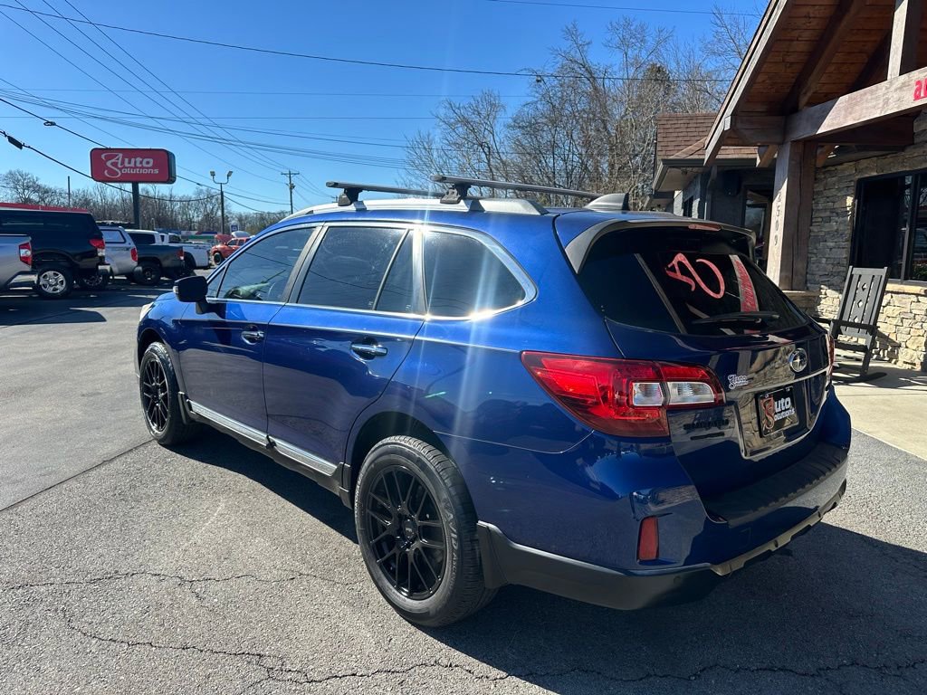 Used 2017 Subaru Outback 2.5i Touring w/ Popular Package #5A AWD/4WD image 3