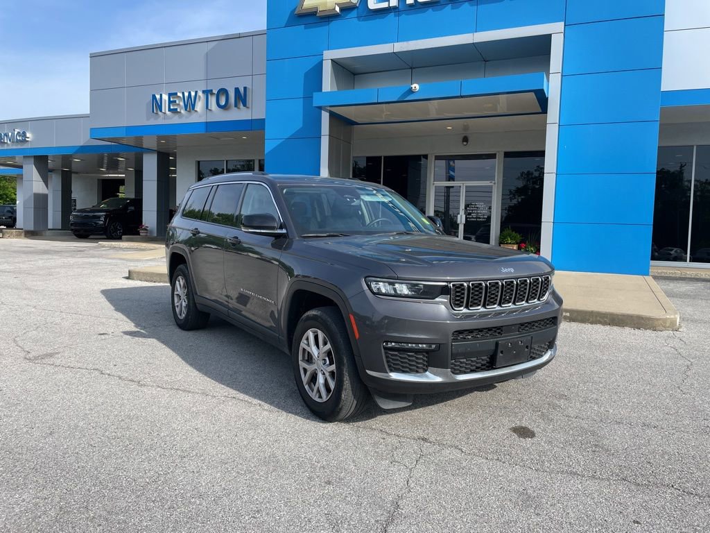 Used 2022 Jeep Grand Cherokee L Limited AWD/4WD image 2