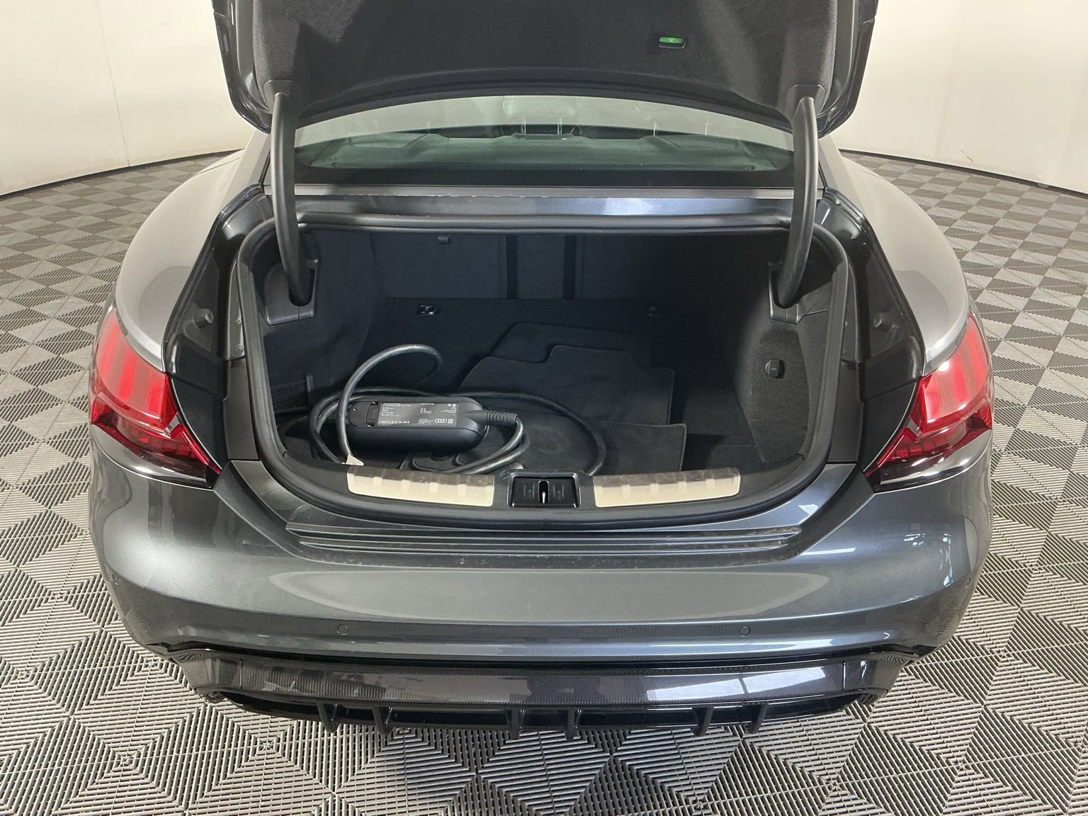 Used 2023 Audi RS e-tron GT w/ Carbon Performance Package image 21