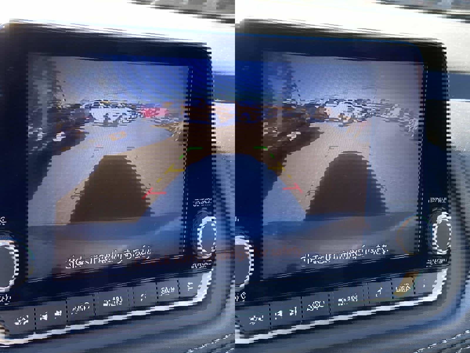 Used 2024 Nissan Rogue SV image 13