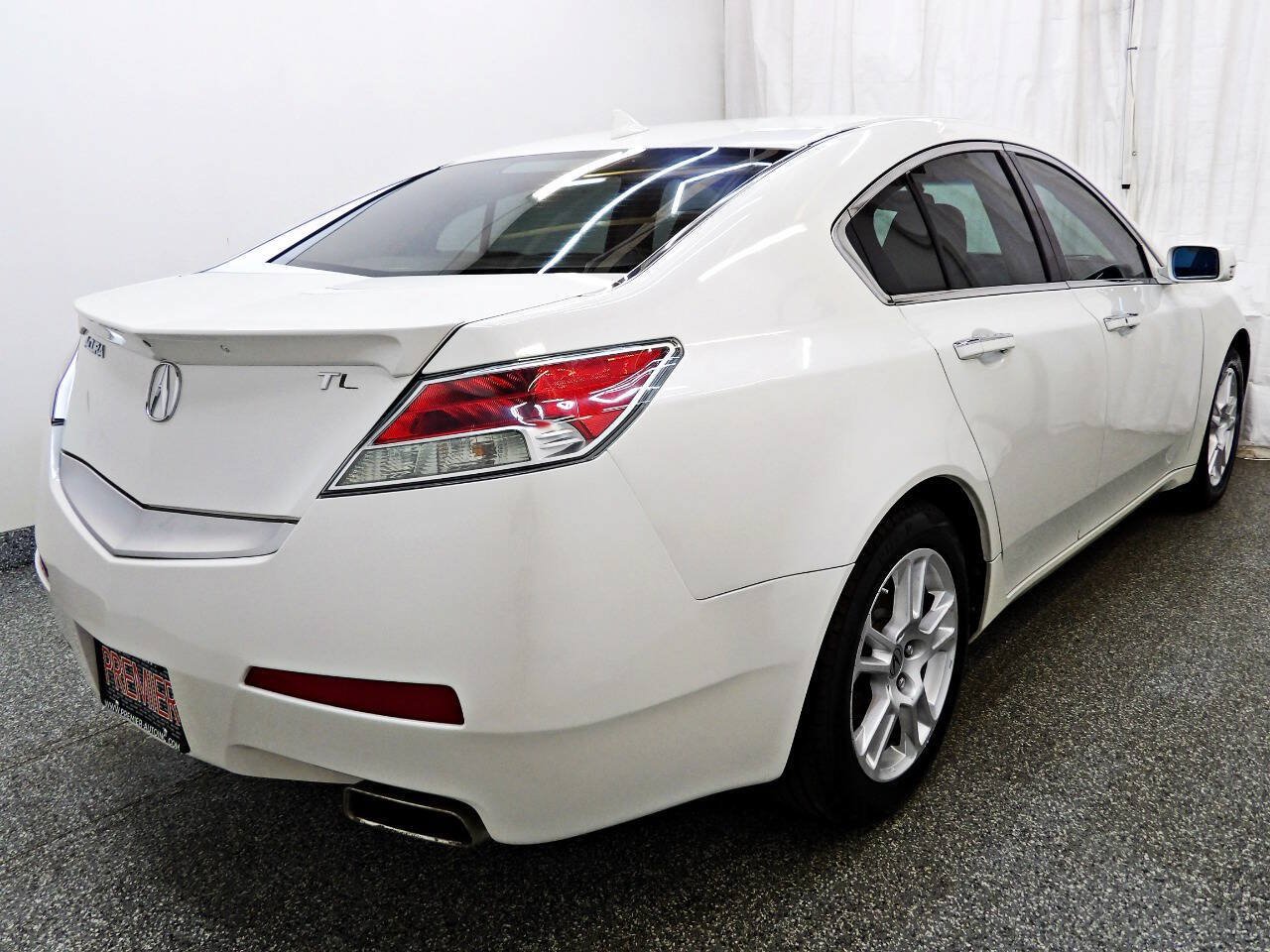 Used 2009 Acura TL w/ Technology Package FWD image 6
