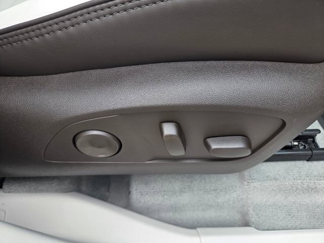 New 2026 GMC Acadia Denali w/ Super Cruise Package image 17