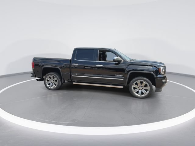 Used 2017 GMC Sierra 1500 Denali w/ Denali Ultimate Package AWD/4WD image 2