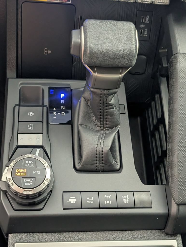 Used 2025 Toyota Tacoma 4x4 Double Cab Hybrid w/ Tow Tech Package image 23