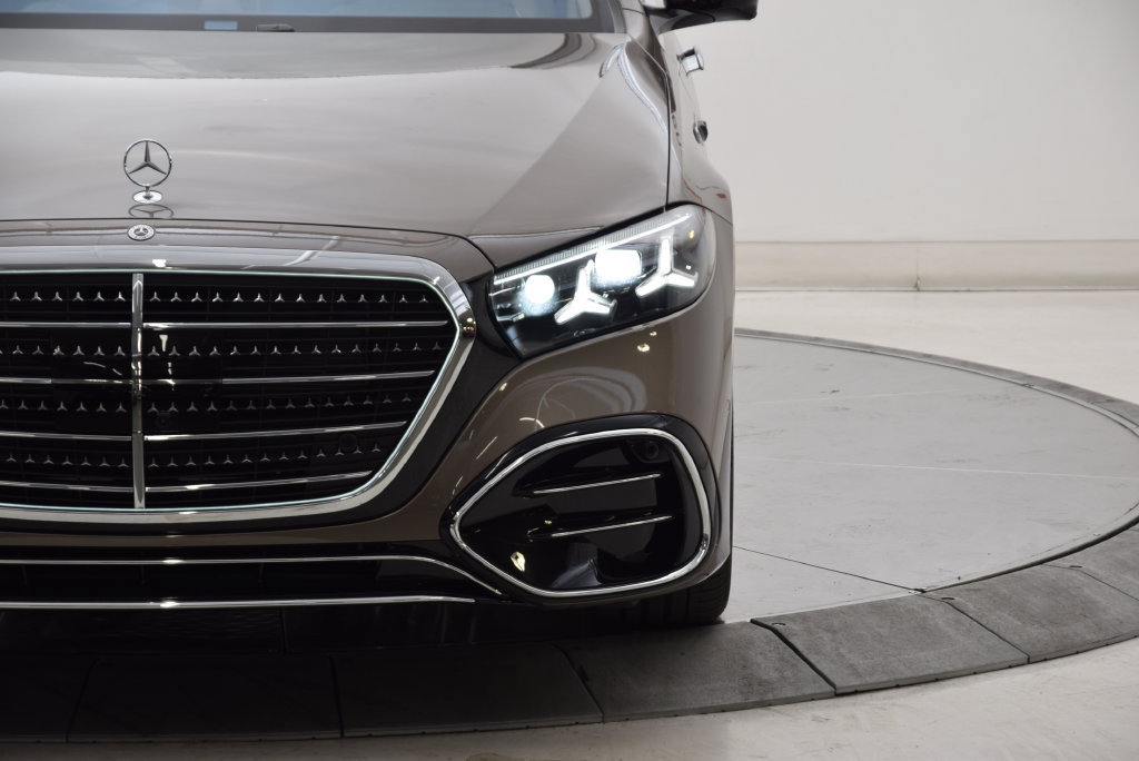 New 2027 Mercedes-Benz S 580 4MATIC Sedan image 10