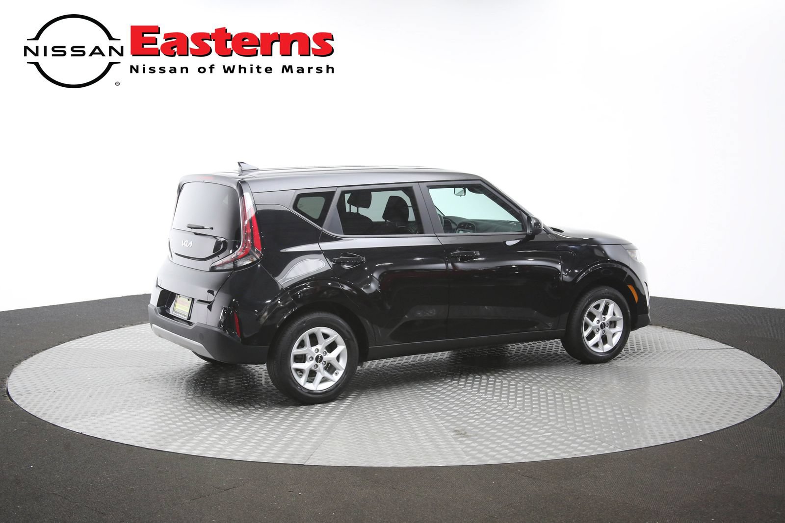 Used 2025 Kia Soul LX w/ LX Technology Package FWD image 41