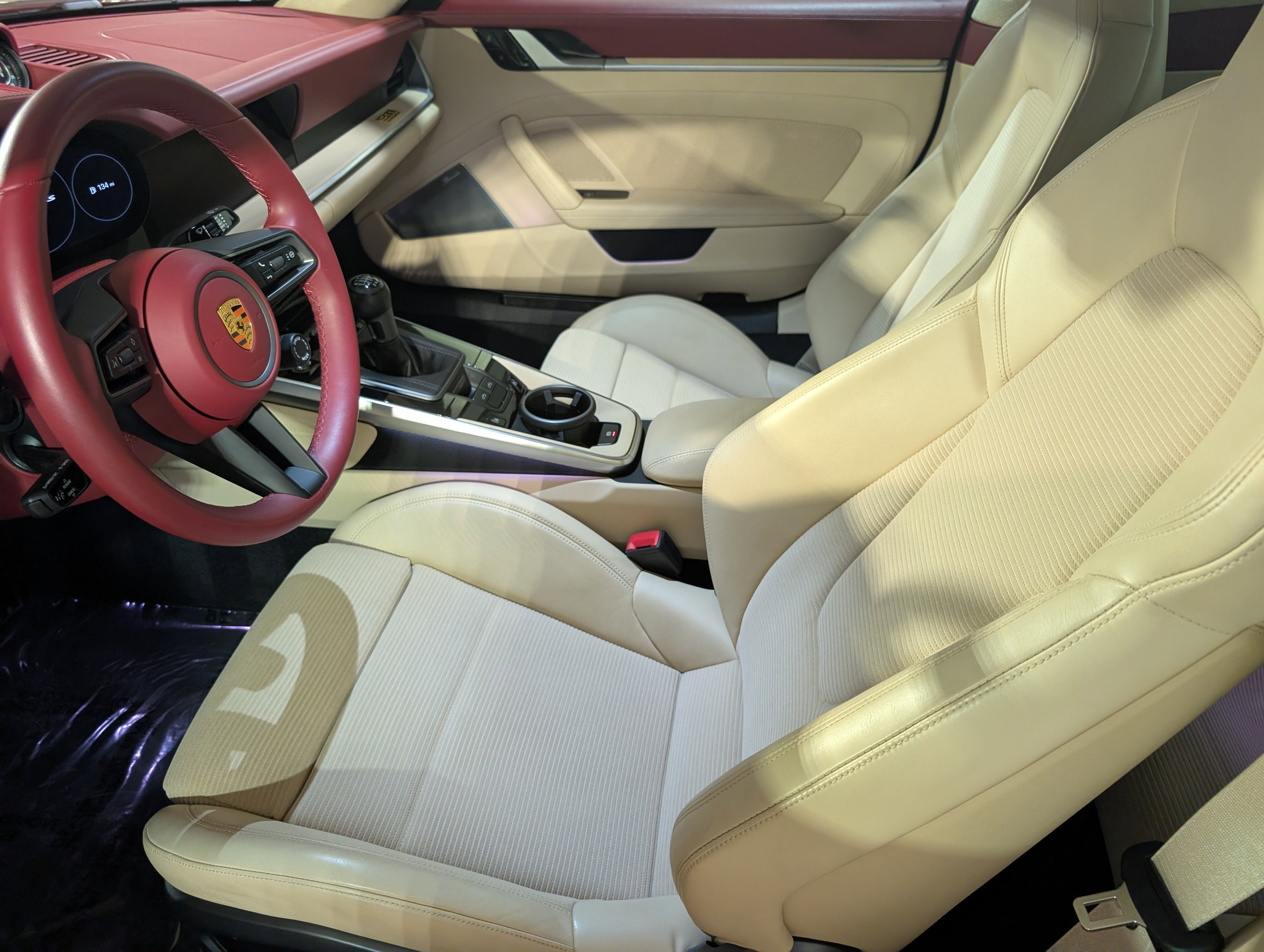 Certified 2021 Porsche 911 Targa 4S Heritage Design image 5