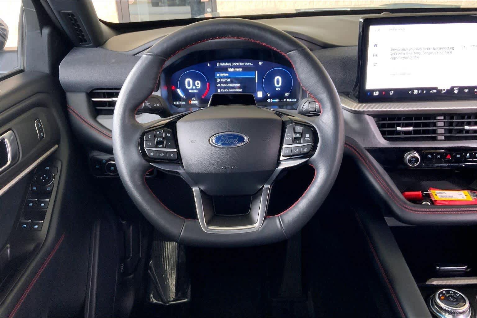 Used 2025 Ford Explorer ST-Line AWD/4WD image 6