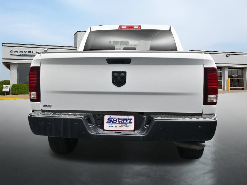 Used 2024 RAM 1500 Warlock RWD image 4