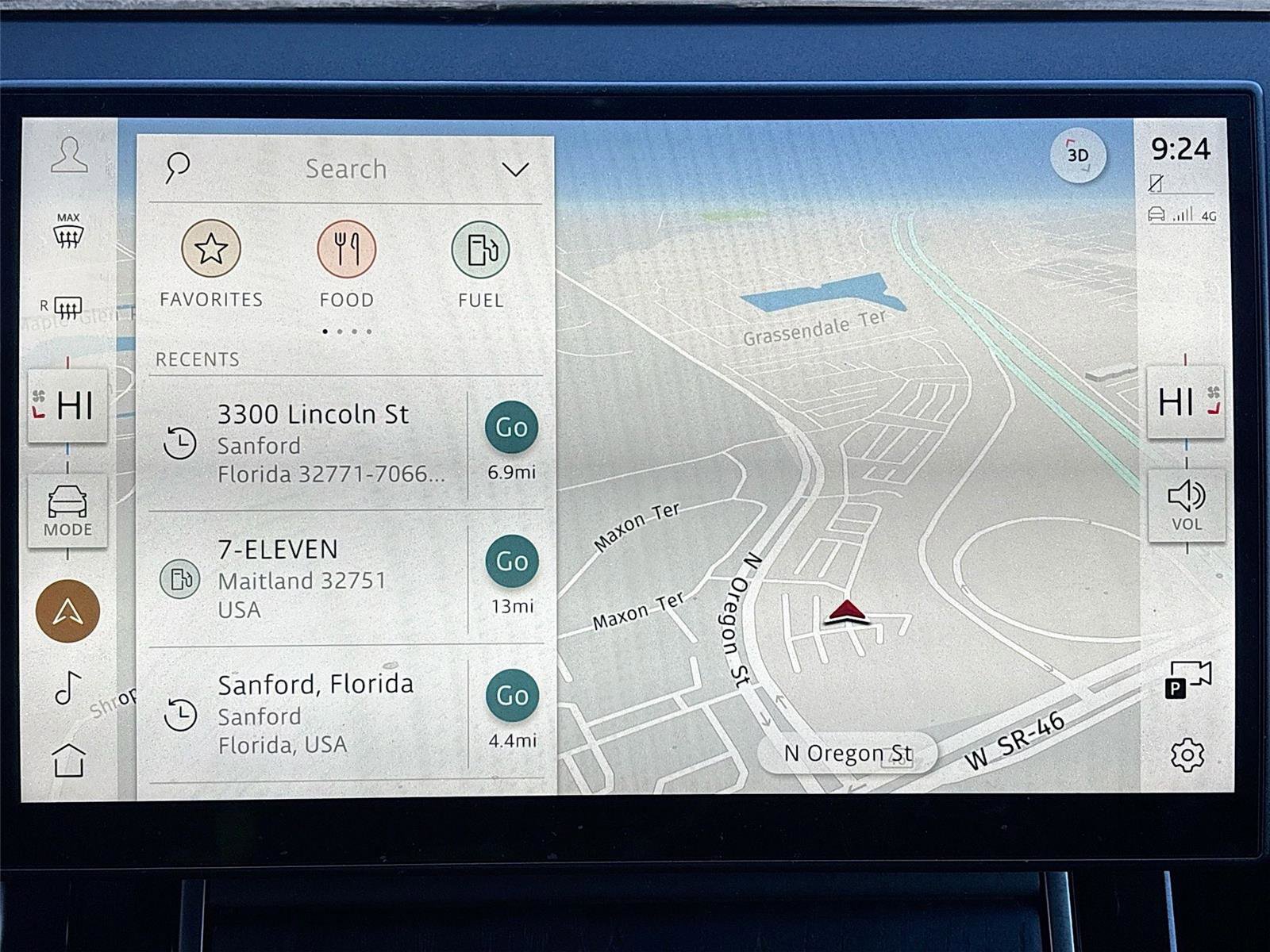 Used 2024 Land Rover Range Rover Evoque Dynamic SE image 13