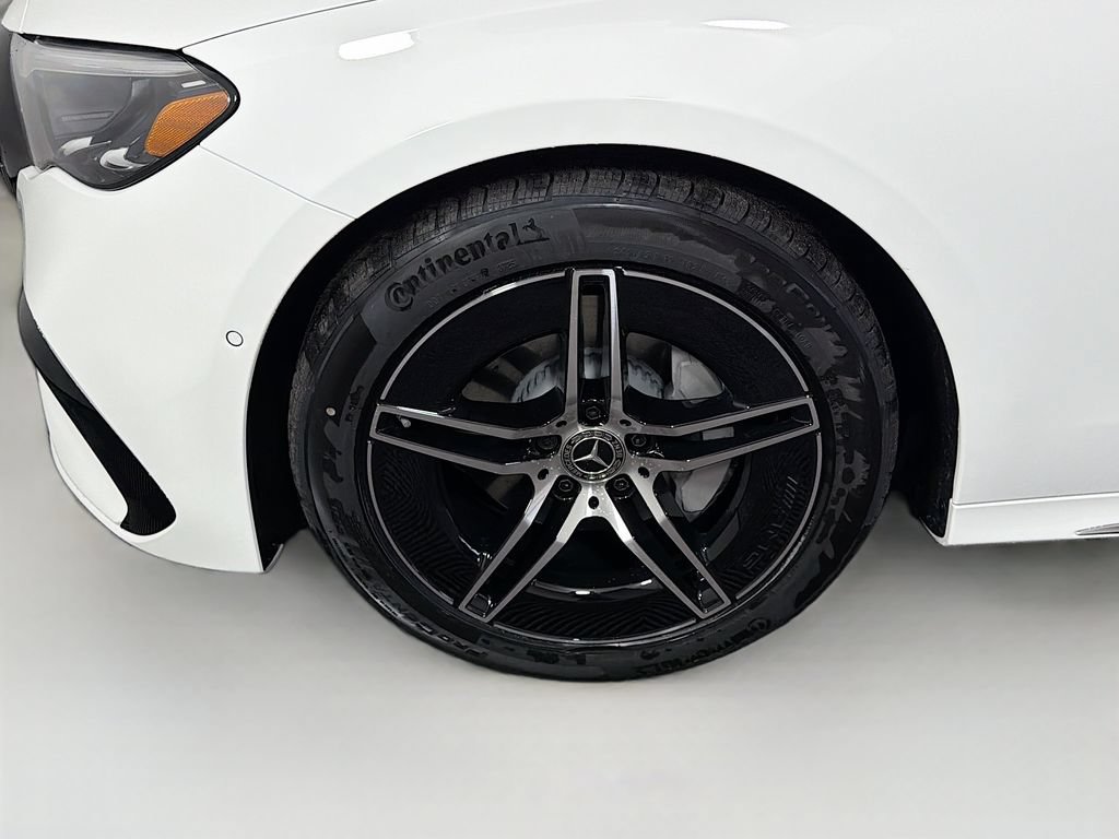 New 2026 Mercedes-Benz E 350 4MATIC Sedan image 32