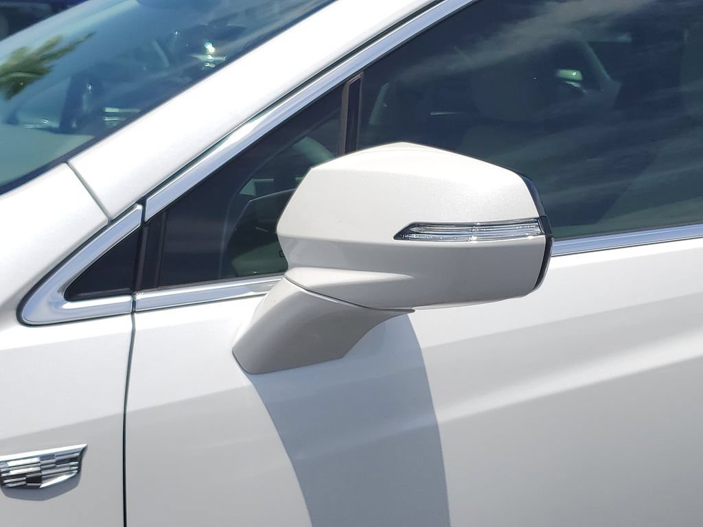 Certified 2023 Cadillac XT5 Premium Luxury FWD image 12