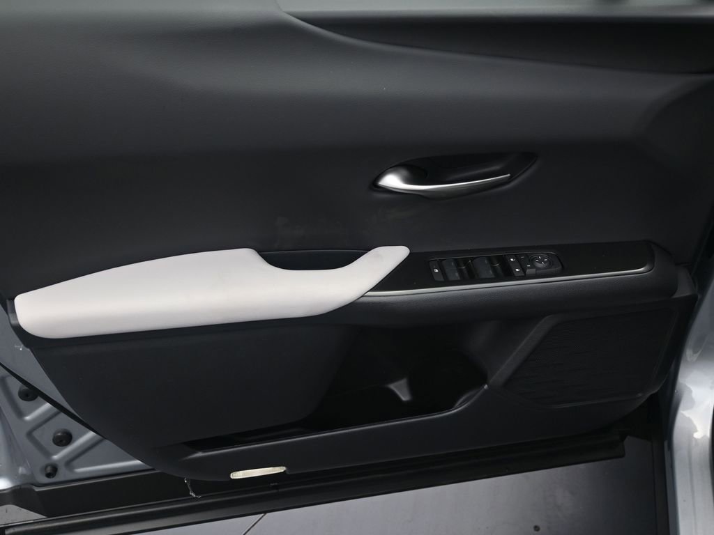 New 2026 Lexus UX 300h FWD image 11