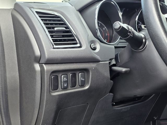 Used 2024 Mitsubishi Outlander Sport AWD image 18