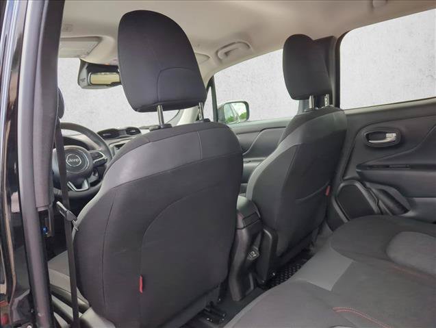 Used 2023 Jeep Renegade Trailhawk AWD/4WD image 17