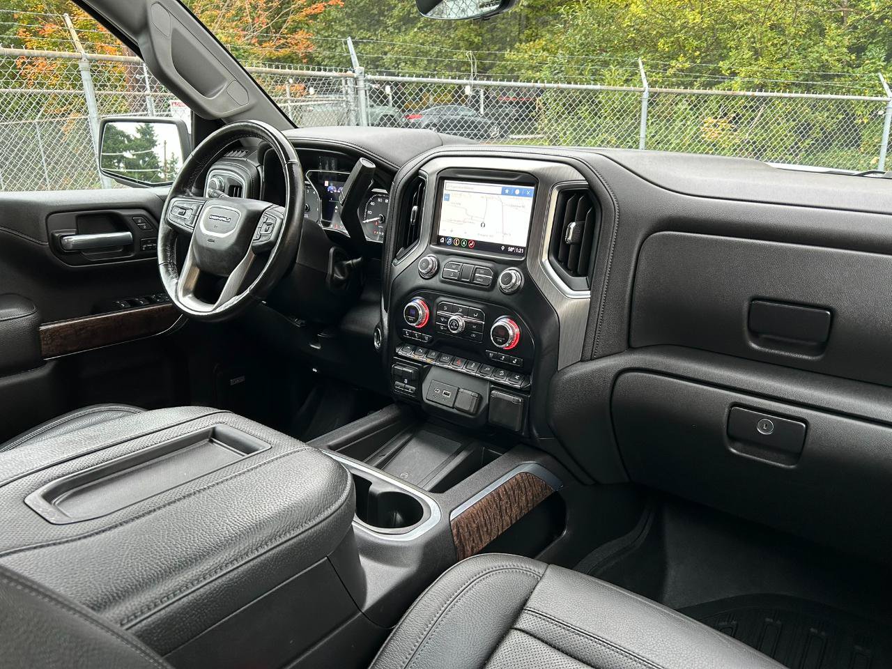 Used 2019 GMC Sierra 1500 Denali w/ Denali Ultimate Package AWD/4WD image 19