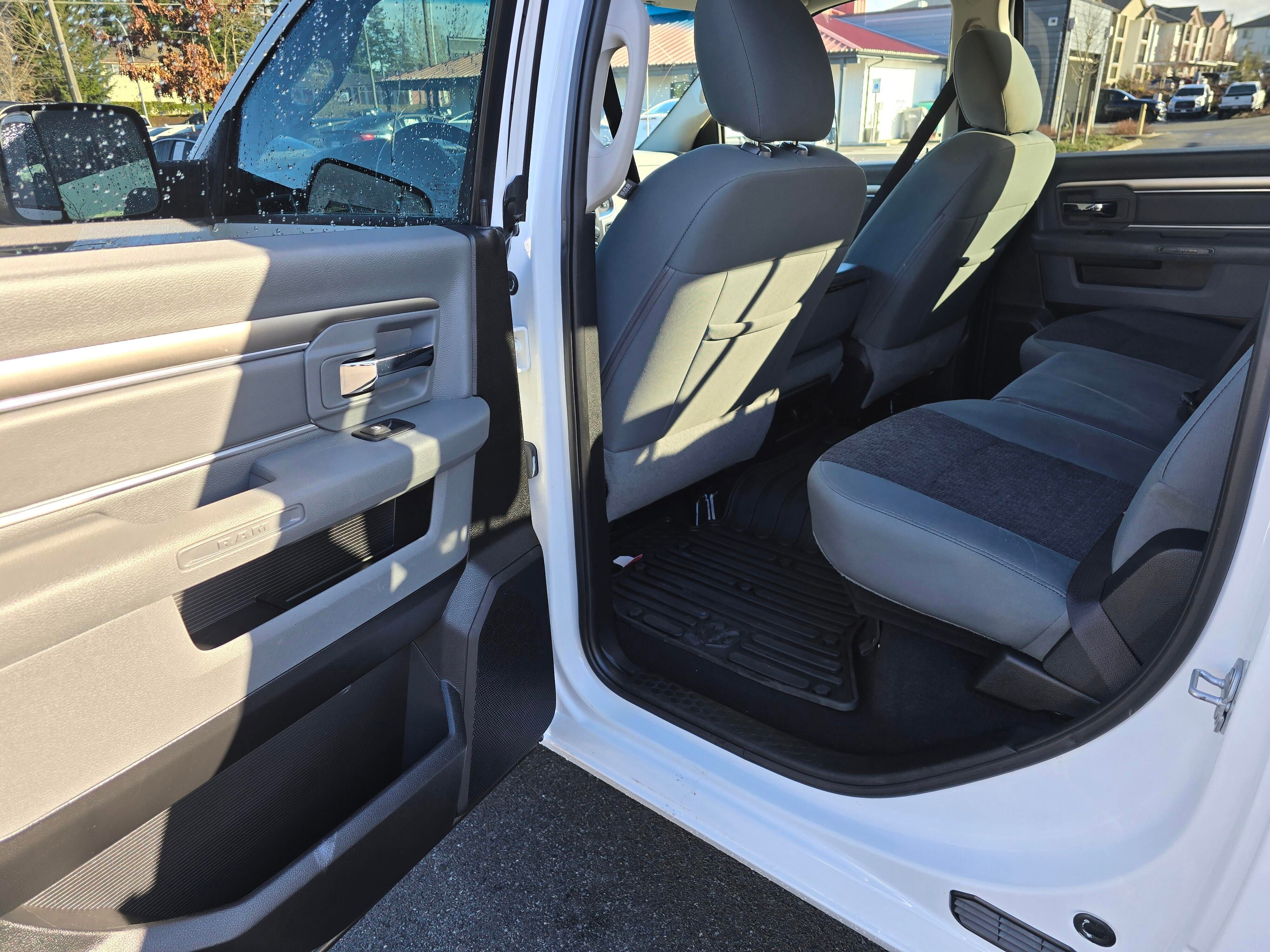 Used 2018 RAM 1500 Big Horn image 29