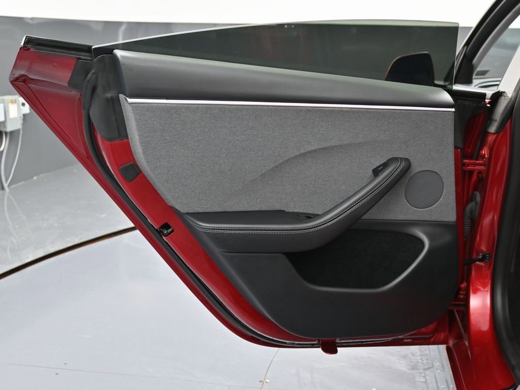 Used 2024 Tesla Model 3 Standard Range image 44