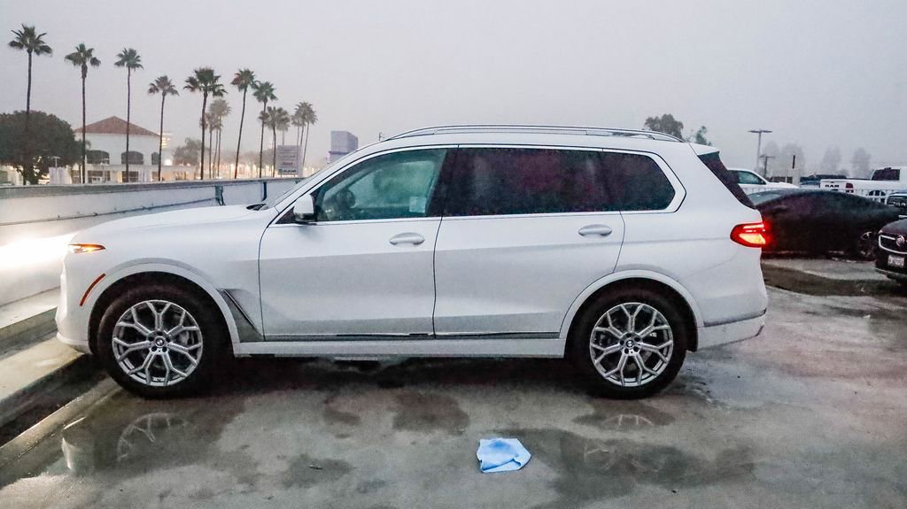 Used 2023 BMW X7 xDrive40i image 14