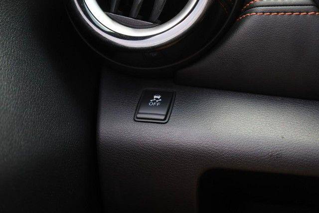 Used 2018 Nissan Kicks SR FWD image 18