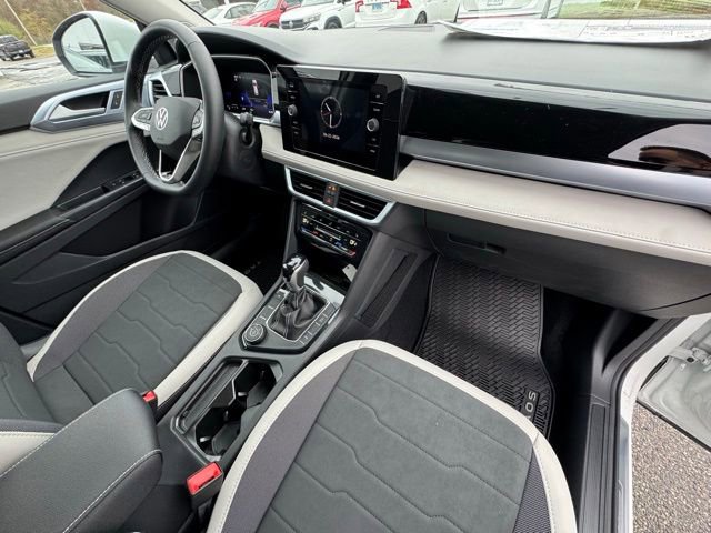 New 2026 Volkswagen Taos SE AWD/4WD image 26