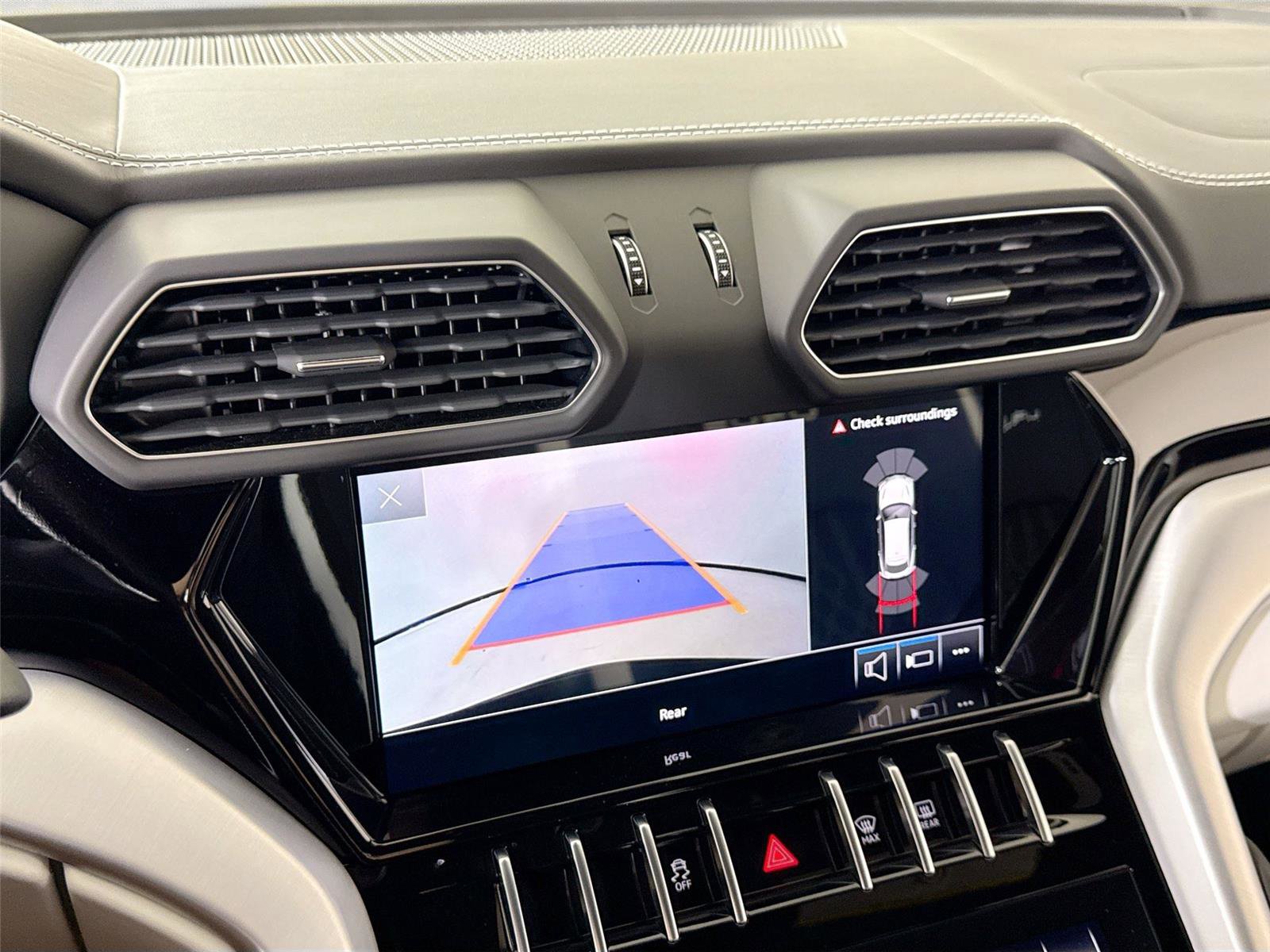 Used 2023 Lamborghini Urus S image 20