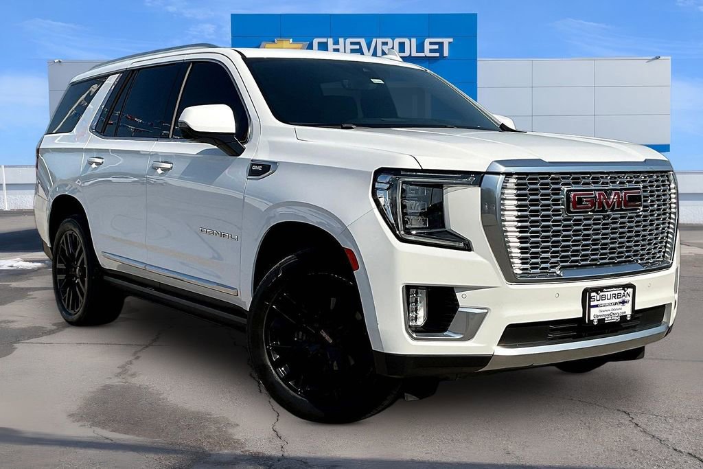 Used 2021 GMC Yukon Denali w/ Denali Premium Package image 11