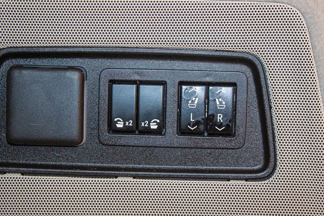 Used 2023 Cadillac Escalade ESV Premium Luxury Platinum w/ LPO, Radiant Package image 16