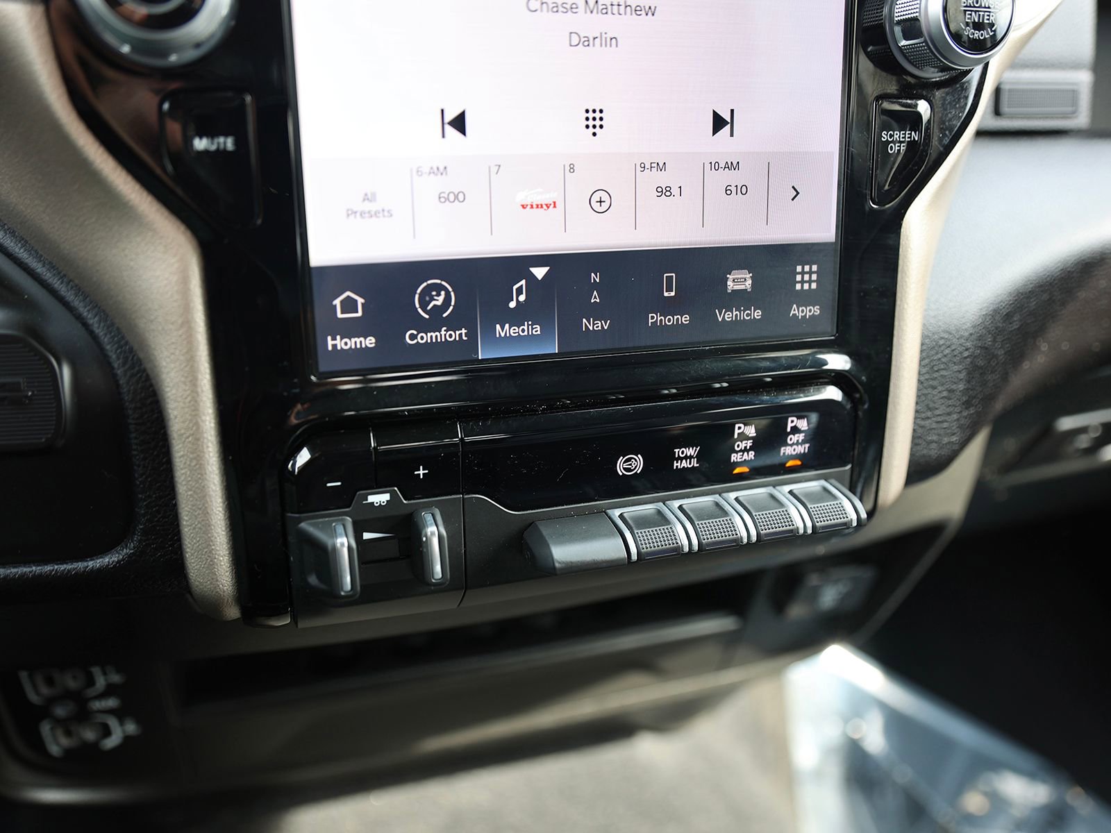 Used 2024 RAM 2500 Laramie image 30