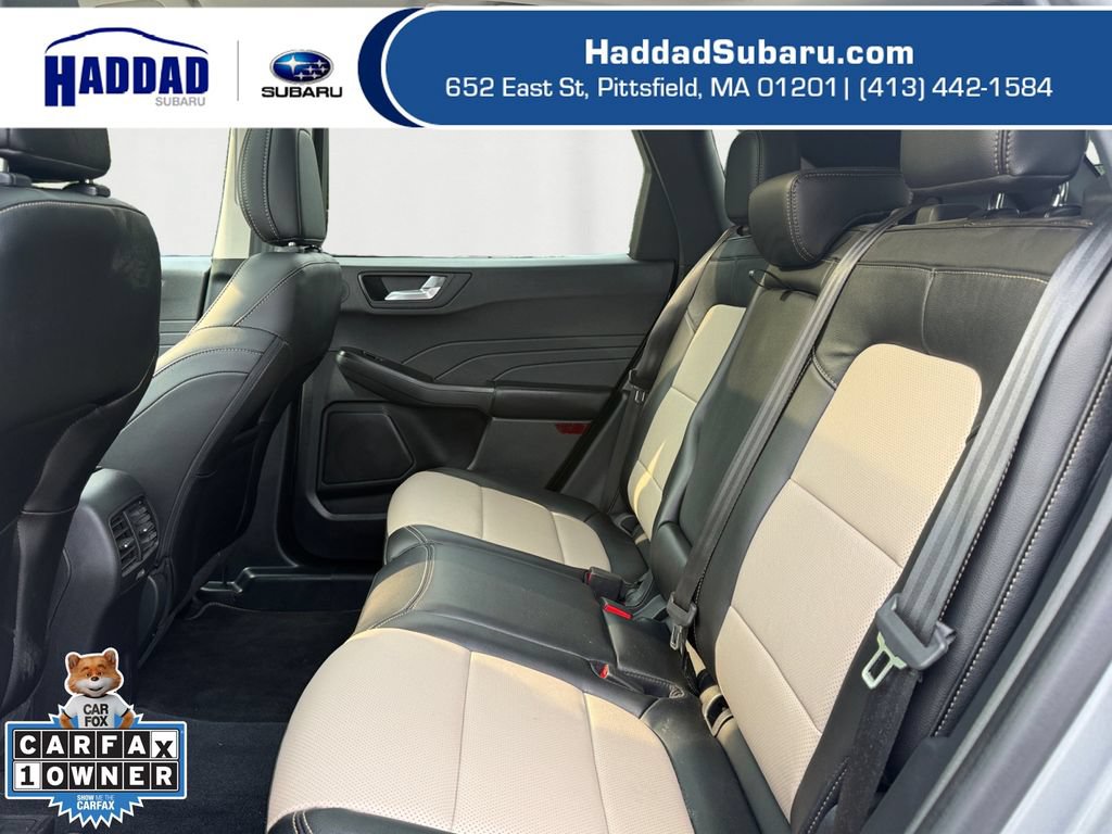 Used 2021 Ford Escape Titanium w/ Titanium Elite Package AWD/4WD image 16