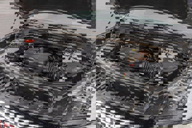 Used 2025 GMC Yukon Denali AWD/4WD image 12