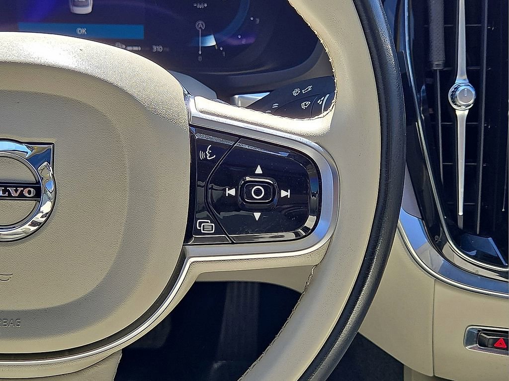 Used 2024 Volvo S60 B5 Core w/ Climate Package image 20