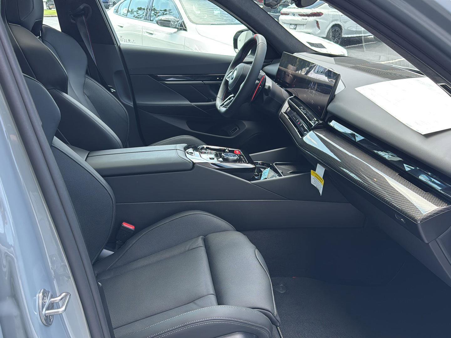 New 2026 BMW M5 w/ Executive Package image 10