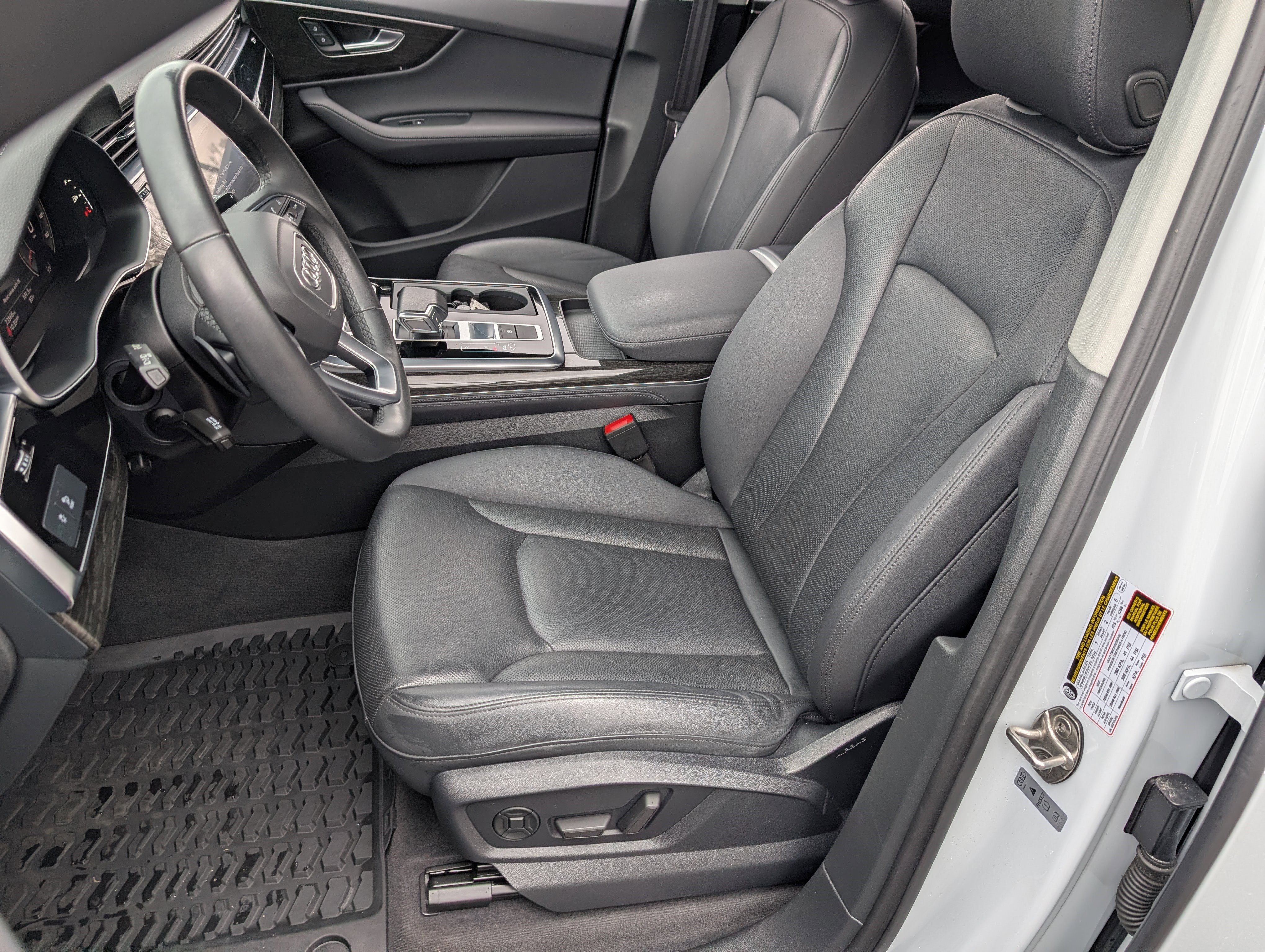 Used 2023 Audi Q7 3.0T Premium Plus w/ Premium Plus Package image 17