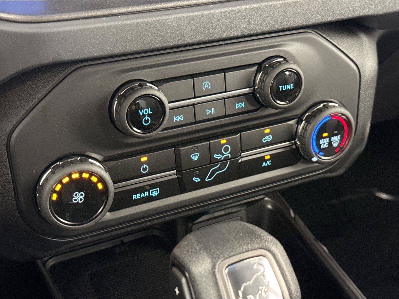 Used 2025 Ford Bronco 4-Door AWD/4WD image 22