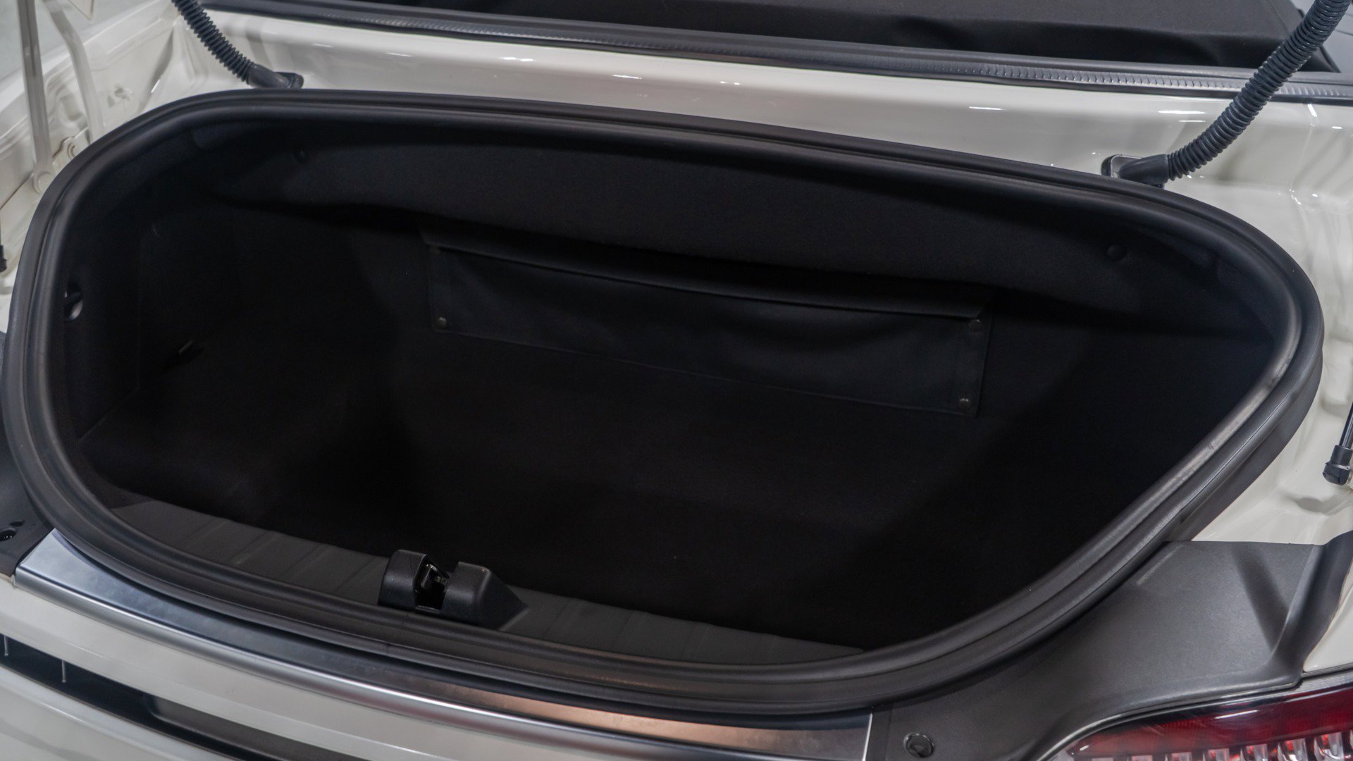 Used 2020 Mercedes-Benz AMG GT R image 75