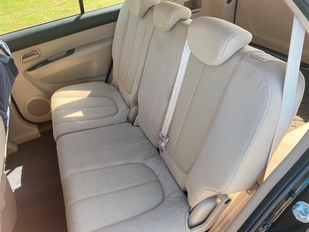 Used 2009 Kia Rondo LX FWD image 8