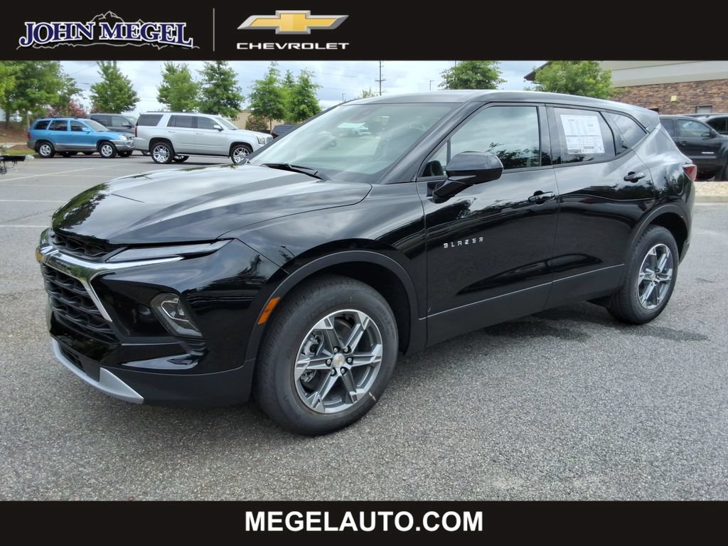 New 2026 Chevrolet Blazer LT FWD image 1