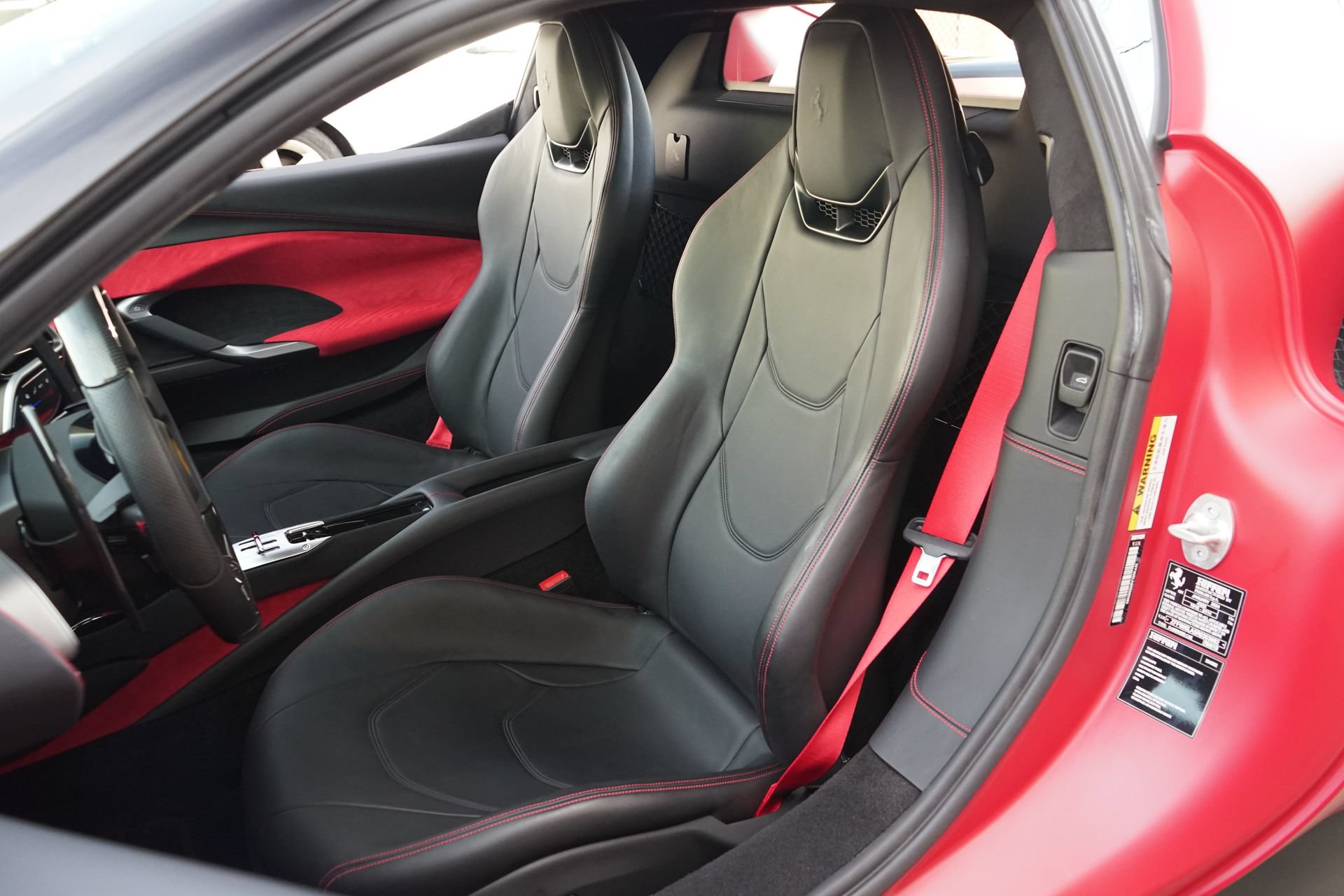 Used 2024 Ferrari 296 GTB RWD image 3