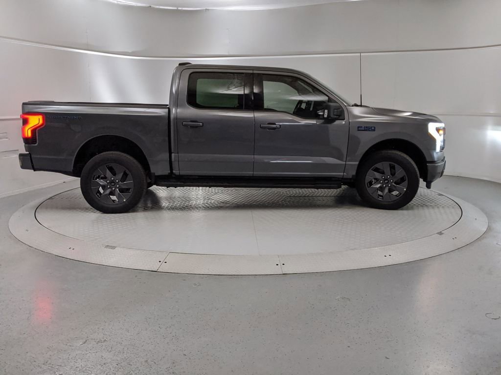 New 2025 Ford F150 Lightning Flash image 2