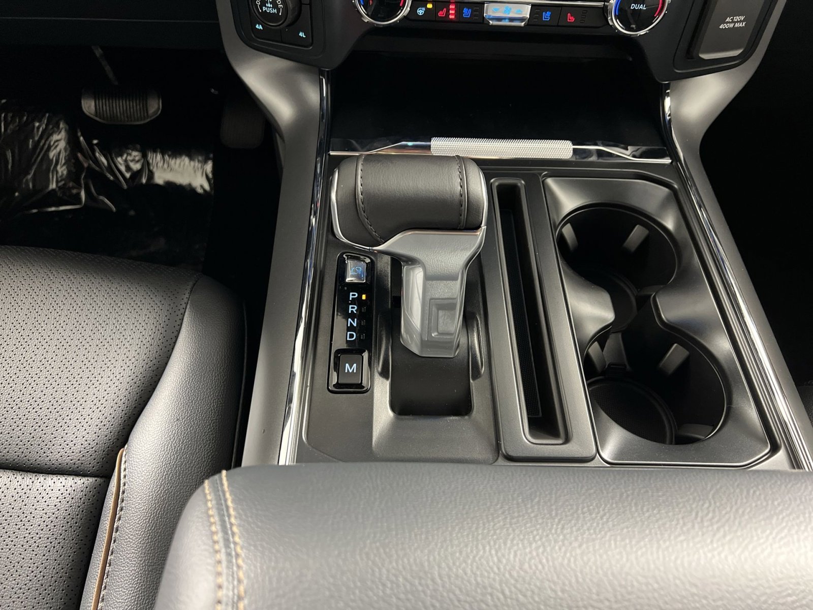 New 2026 Ford F150 Lariat w/ Equipment Group 501A Mid image 22