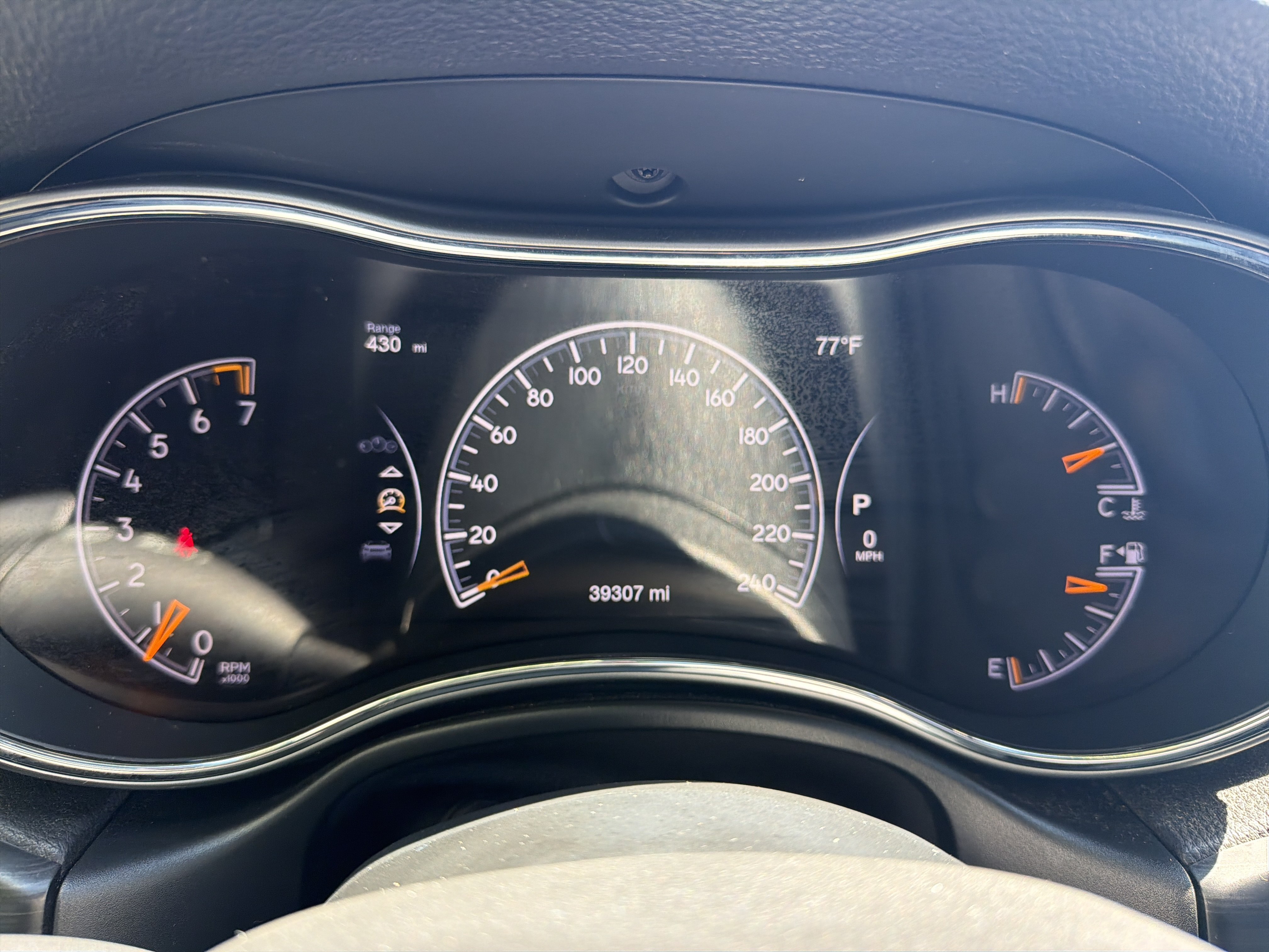 Used 2020 Jeep Grand Cherokee Laredo AWD/4WD image 21